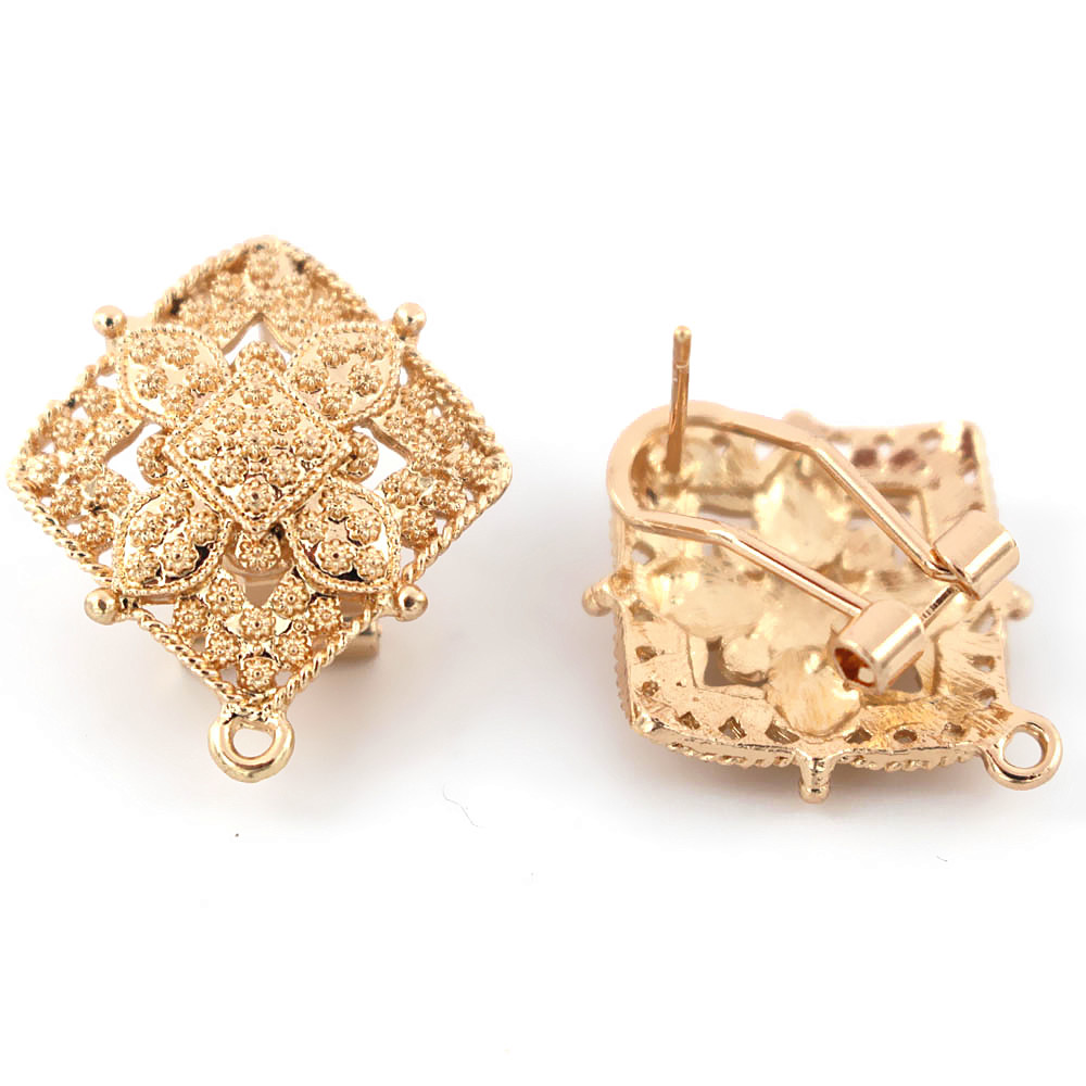 10 paia di orecchini Post con  - Jewelry Making Dubai recensione e prezzo