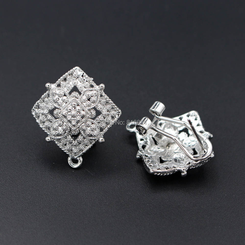 10 paia di orecchini Post con  - Jewelry Making Dubai recensione e prezzo