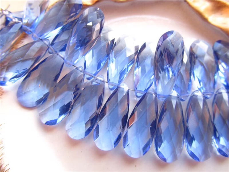 2 Pezzi di Perle Sciolte in Qu - Jewelry Making London recensione e prezzo